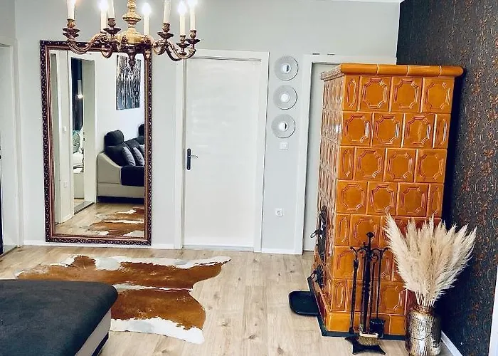 Iranybereny Rezidencia דירה