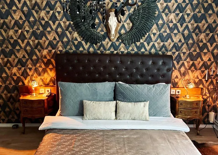 דירה Iranybereny Rezidencia *