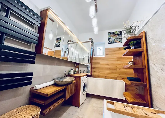 Iranybereny Rezidencia דירה *